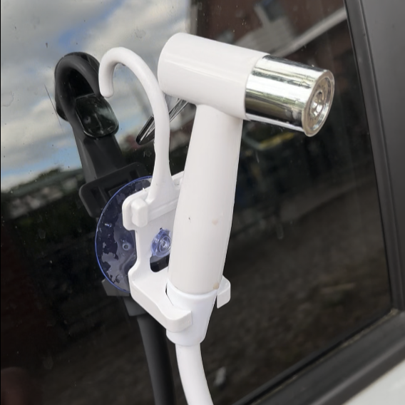 EverFresh™ Portable Shower